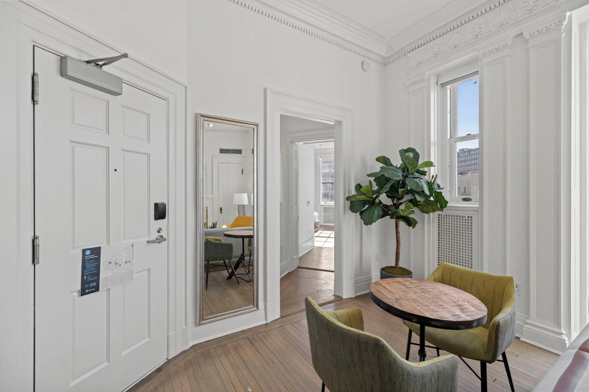 Oakwood Suites&Studios DuPont Circle Washington DC Exterior foto