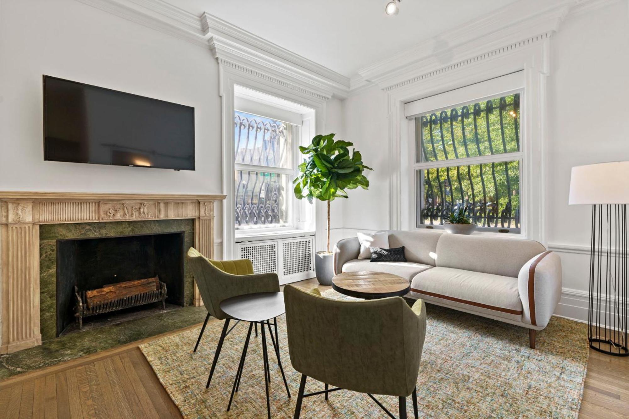 Oakwood Suites&Studios DuPont Circle Washington DC Exterior foto